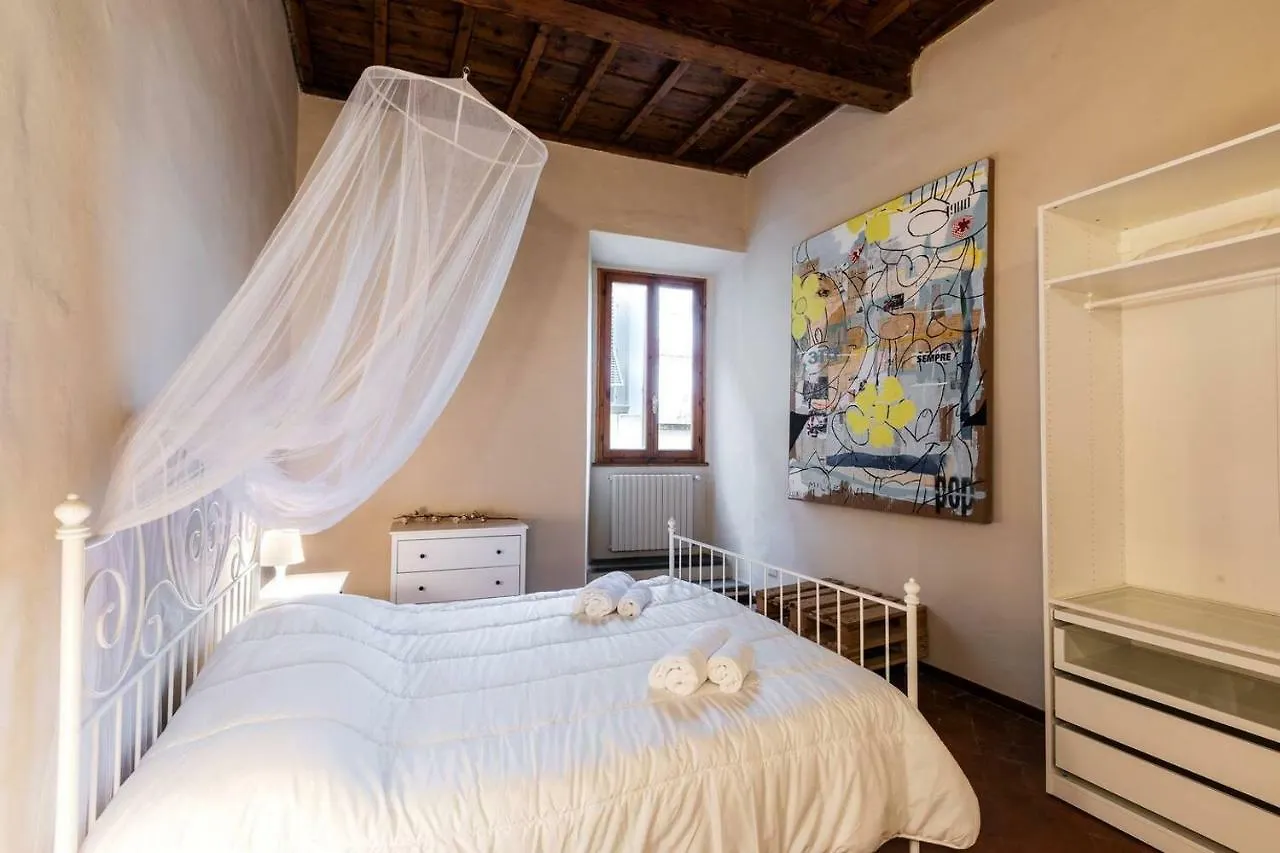 Ponte Vecchio & Maggio Jewel Loft Apartment Florence