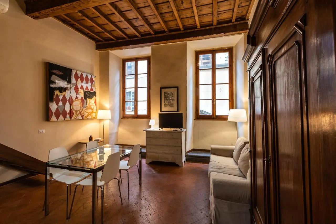 Ponte Vecchio & Maggio Jewel Loft location
