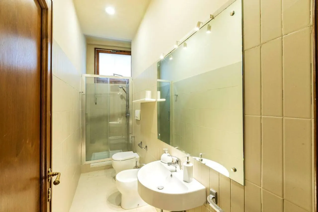 Ponte Vecchio & Maggio Jewel Loft Apartment Florence 0*,